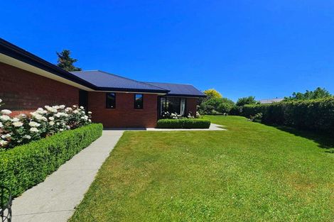 Photo of property in 1a Craigieburn Street, Darfield, 7510