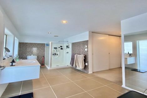 Photo of property in 30 Alexandra Road, Hataitai, Wellington, 6021