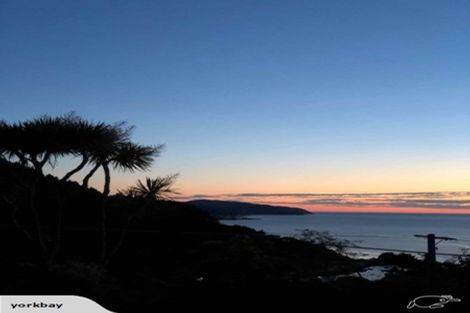 Photo of property in 47 Waitohu Road, York Bay, Lower Hutt, 5013