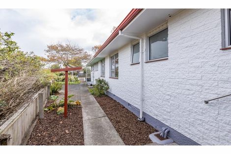 Photo of property in 2/120 Saint James Avenue, Papanui, Christchurch, 8053
