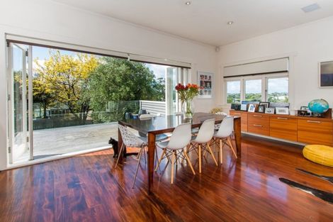 Photo of property in 6 Westmere Crescent, Westmere, Auckland, 1022