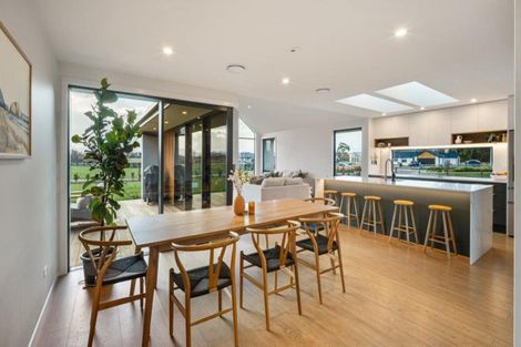 Photo of property in 1a Riverdale Place, Amberley, 7410