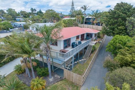 Photo of property in 59 Cable Bay Block Road, Cable Bay, 0420