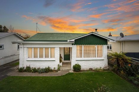 Photo of property in 112 Shamrock Street, Takaro, Palmerston North, 4412