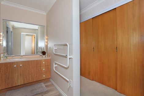 Photo of property in 3 Mcilwaine Place, Marton, 4710