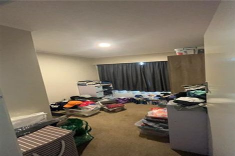 Photo of property in 9 Quibray Place, Botany Downs, Auckland, 2010