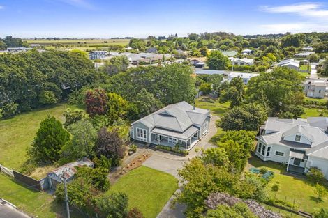 Photo of property in 54 Grey Street, Marton, 4710