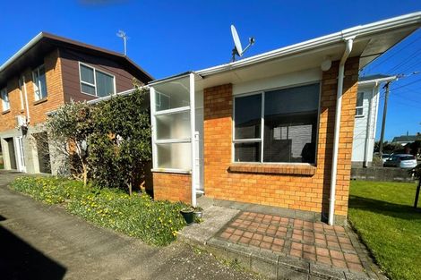 Photo of property in 80a Buller Street, New Plymouth, 4312