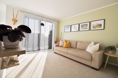 Photo of property in 31 Reynolds Place, Papamoa Beach, Papamoa, 3118