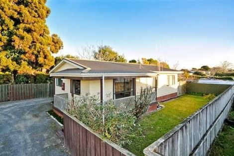 Photo of property in 18a Douglas Crescent, Fairfield, Hamilton, 3214