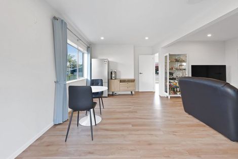 Photo of property in 23 Galsworthy Place, Bucklands Beach, Auckland, 2014