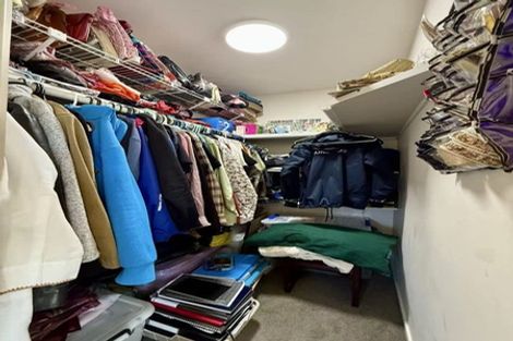 Photo of property in 19 Roy Maloney Drive, Henderson, Auckland, 0612