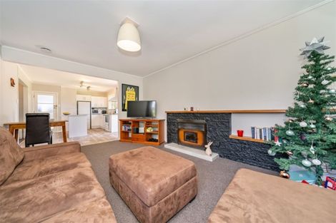 Photo of property in 5 Whangakoko Grove, Birchville, Upper Hutt, 5018