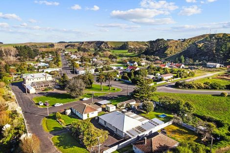 Photo of property in 9 Taplin Quay, Waitotara, Whanganui, 4588