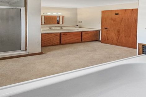 Photo of property in 2/505 Fitzroy Avenue, Hastings, 4122