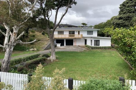 Photo of property in 6 Falla Street, Paraparaumu Beach, Paraparaumu, 5032