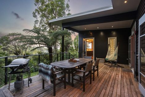 Photo of property in 30 Tinopai Road, Titirangi, Auckland, 0604