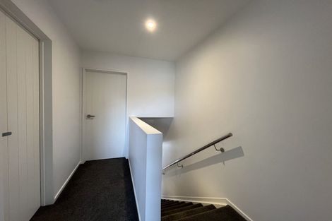 Photo of property in 96d Triangle Road, Massey, Auckland, 0614