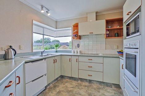 Photo of property in 6 Wilton Row, Taradale, Napier, 4112