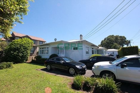 Photo of property in 57 Omahu Road, Greenlane, Auckland, 1051