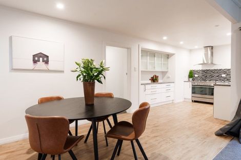 Photo of property in 380 Bay View Road, Saint Clair, Dunedin, 9012