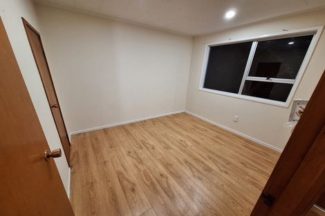 Photo of property in 2/56 Lavery Place, Sunnynook, Auckland, 0632