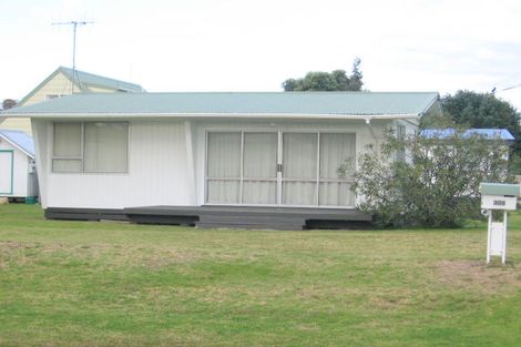 Photo of property in 308a Given Avenue, Whangamata, 3620