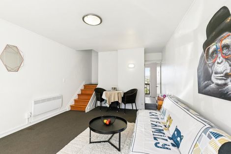 Photo of property in 8/6 Kaikoura Street, Maupuia, Wellington, 6022