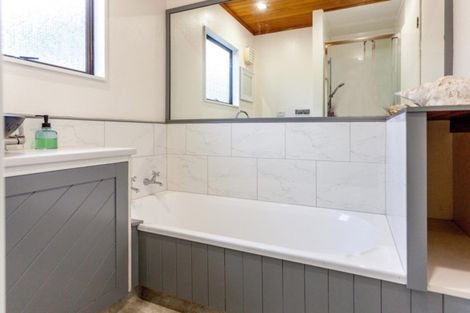 Photo of property in 10 Keepa Avenue, Paeroa, 3600