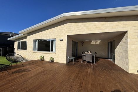 Photo of property in 6 Heasley Lane, Mosgiel, 9092