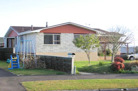 Photo of property in 23 Samuel Place, Queenwood, Hamilton, 3210