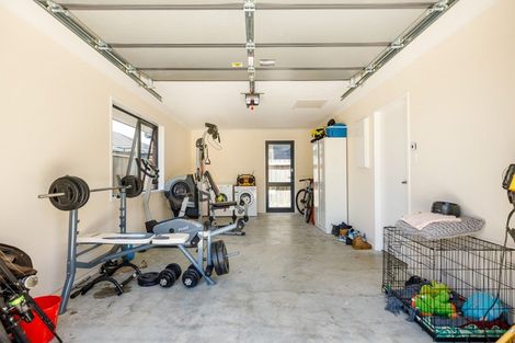 Photo of property in 15 Nukuroa Close, Waitara, 4320