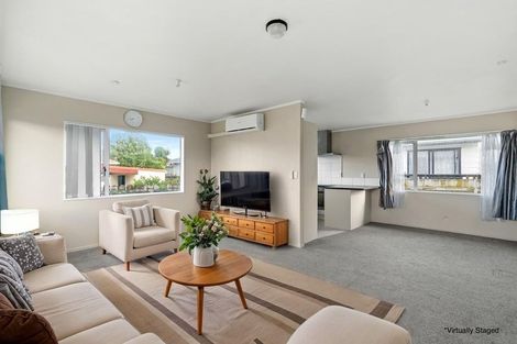Photo of property in 49 Dungarvon Place, Clendon Park, Auckland, 2103