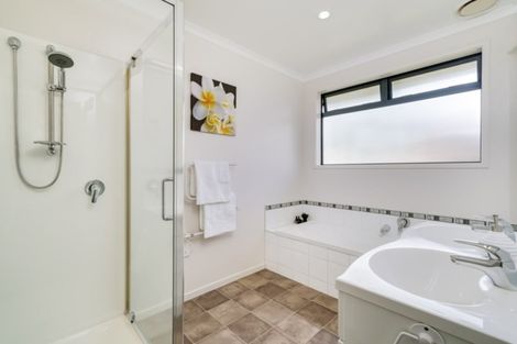 Photo of property in 20 Wakatere Place, Thames, 3500