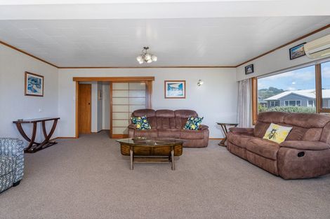 Photo of property in 83 Captain Cook Road, Cooks Beach, Whitianga, 3591