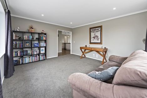 Photo of property in 7 Cressy Place, Darfield, 7510