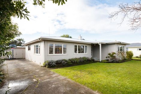 Photo of property in 5 Strathmore Place, Awapuni, Palmerston North, 4412