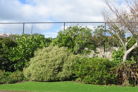 Photo of property in 46 William Bayes Place, Red Beach, 0932