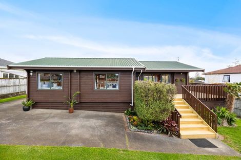 Photo of property in 1/40 Drake Street, Howick, Auckland, 2014