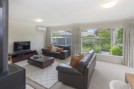 Photo of property in 7 Merton Place, Bryndwr, Christchurch, 8053