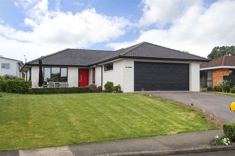 Photo of property in 3 Seaway Road, Clarks Beach, 2122