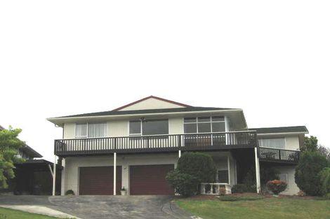 Photo of property in 50 Manhattan Heights, Glendene, Auckland, 0602