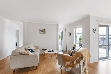 Photo of property in 8c Tinopai Drive, Omokoroa, 3114