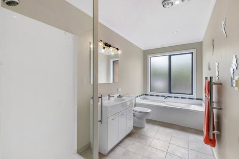 Photo of property in 263 Worthington Road, Wellsford, 0974