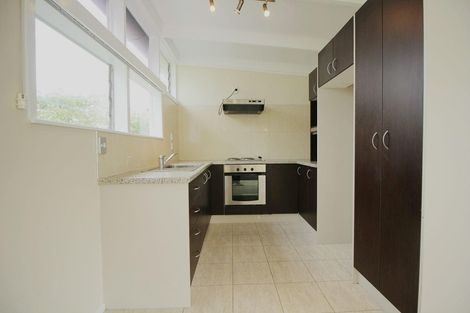 Photo of property in 2/127 Seabrook Avenue, New Lynn, Auckland, 0600