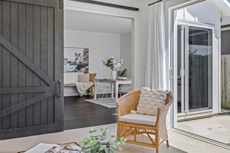 Photo of property in 5 Astelia Lane, Papamoa Beach, Papamoa, 3118