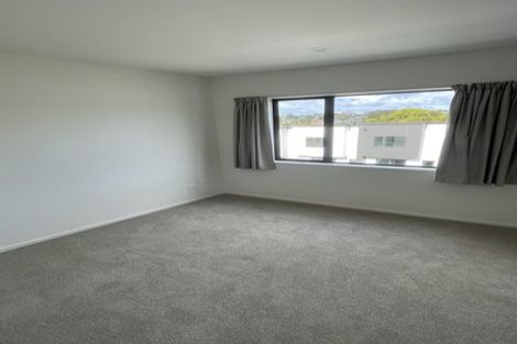 Photo of property in 1/58 Kemp Road, Massey, Auckland, 0614