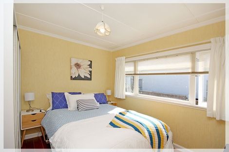 Photo of property in 8 Huia Street, Foxton Beach, Foxton, 4815