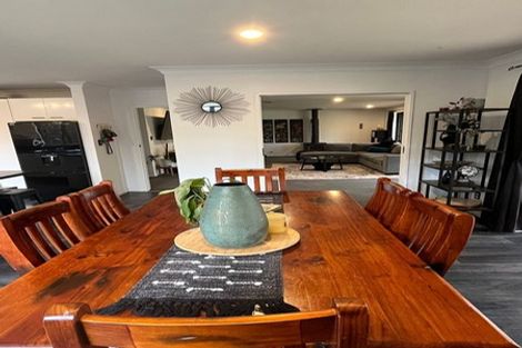 Photo of property in 44 Ayrshire Drive, Grandview Heights, Hamilton, 3200