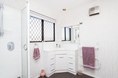 Photo of property in 44 Newcastle Street, Windsor, Invercargill, 9810